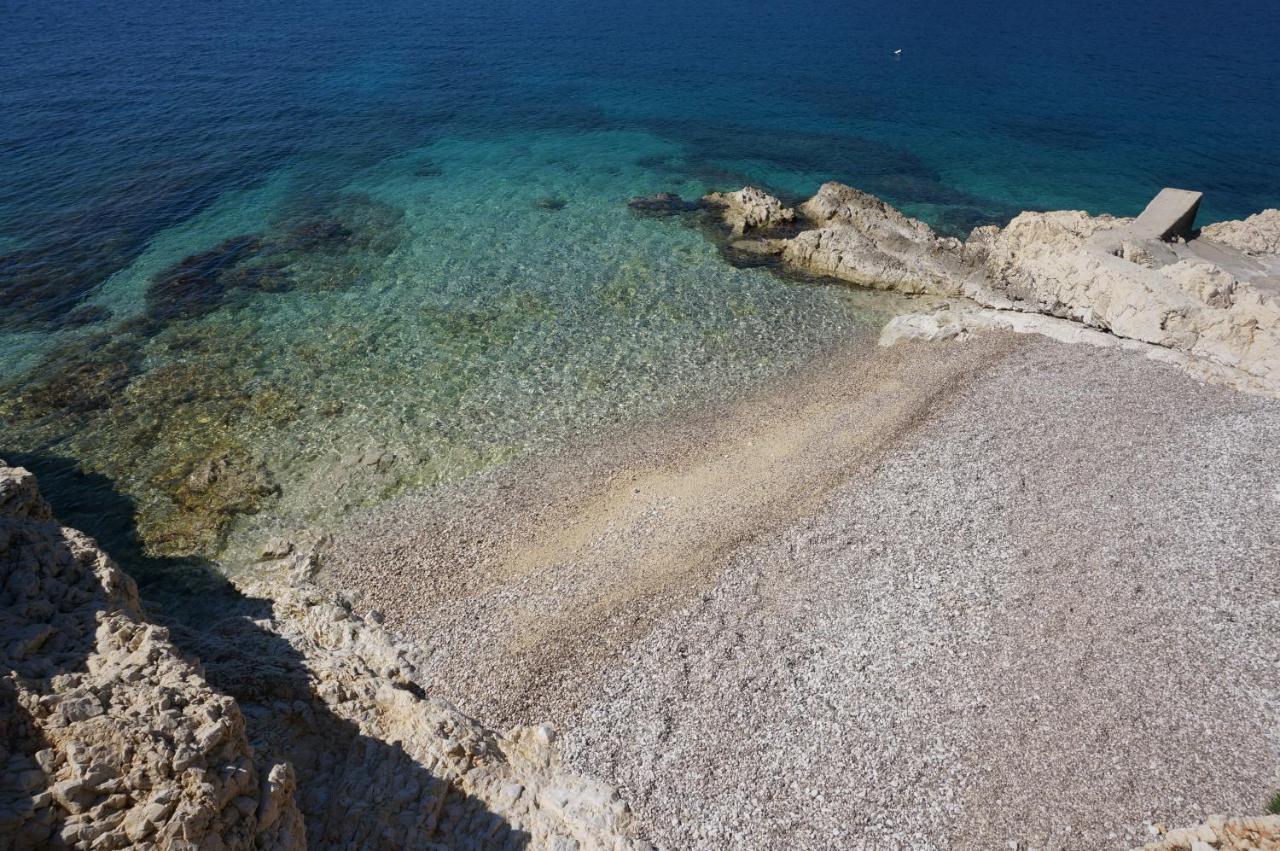 Studio Apartment Michelle - Intermezzo With Sea View Rabac Bagian luar foto