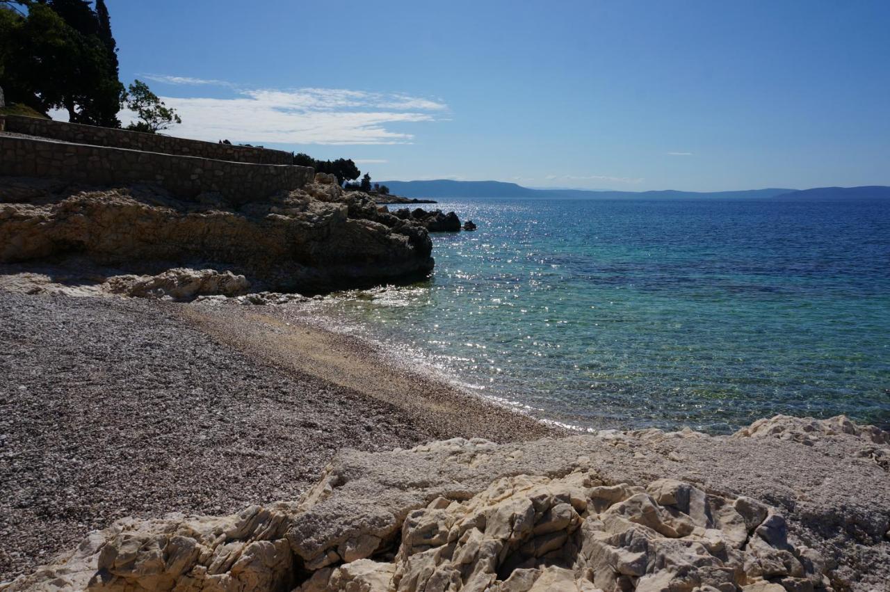 Studio Apartment Michelle - Intermezzo With Sea View Rabac Bagian luar foto
