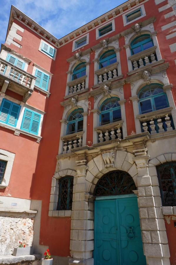Studio Apartment Michelle - Intermezzo With Sea View Rabac Bagian luar foto