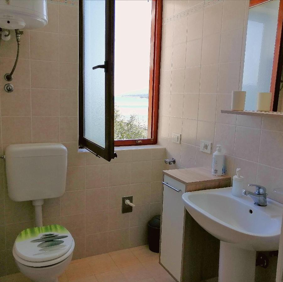 Studio Apartment Michelle - Intermezzo With Sea View Rabac Bagian luar foto