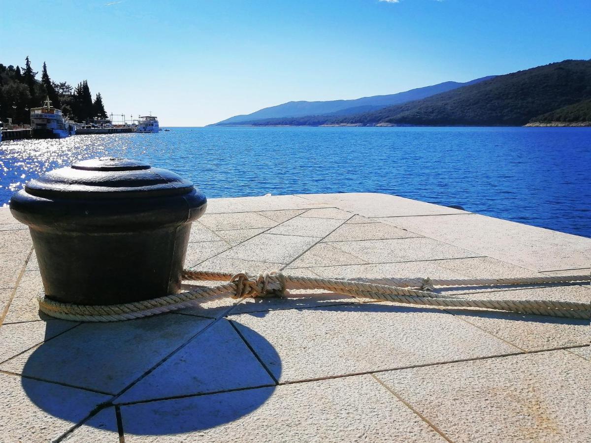Studio Apartment Michelle - Intermezzo With Sea View Rabac Bagian luar foto